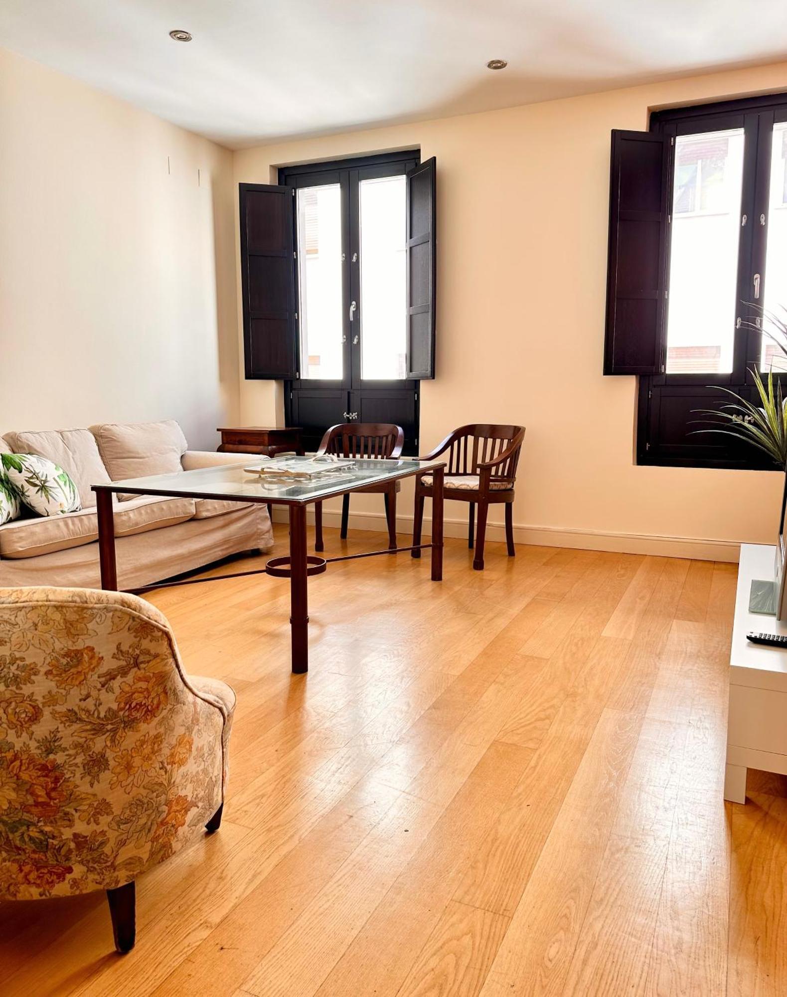 Penthouse Near Cathedral Private Rooftop Private Parking Sevilla Eksteriør bilde