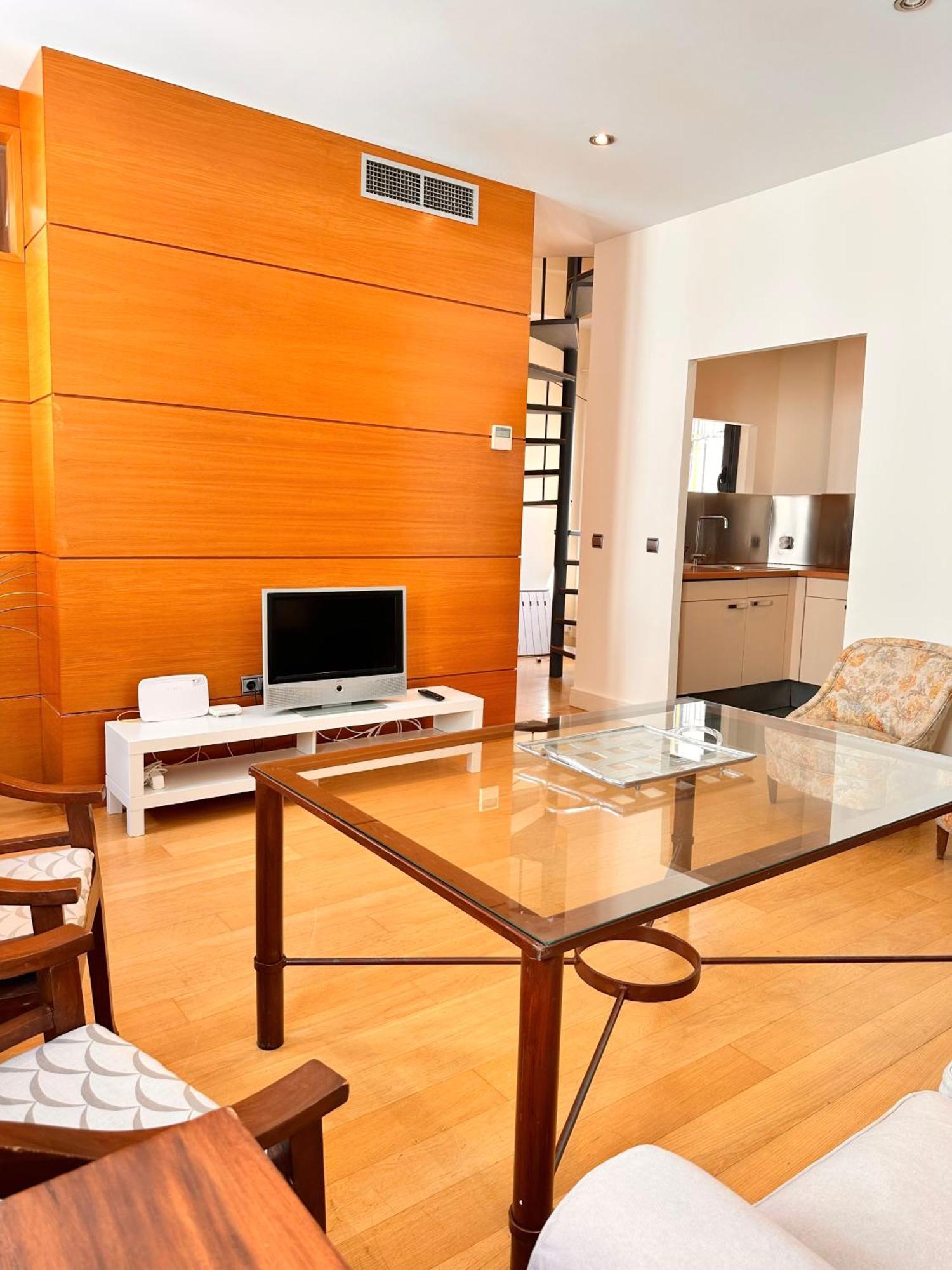 Penthouse Near Cathedral Private Rooftop Private Parking Sevilla Eksteriør bilde